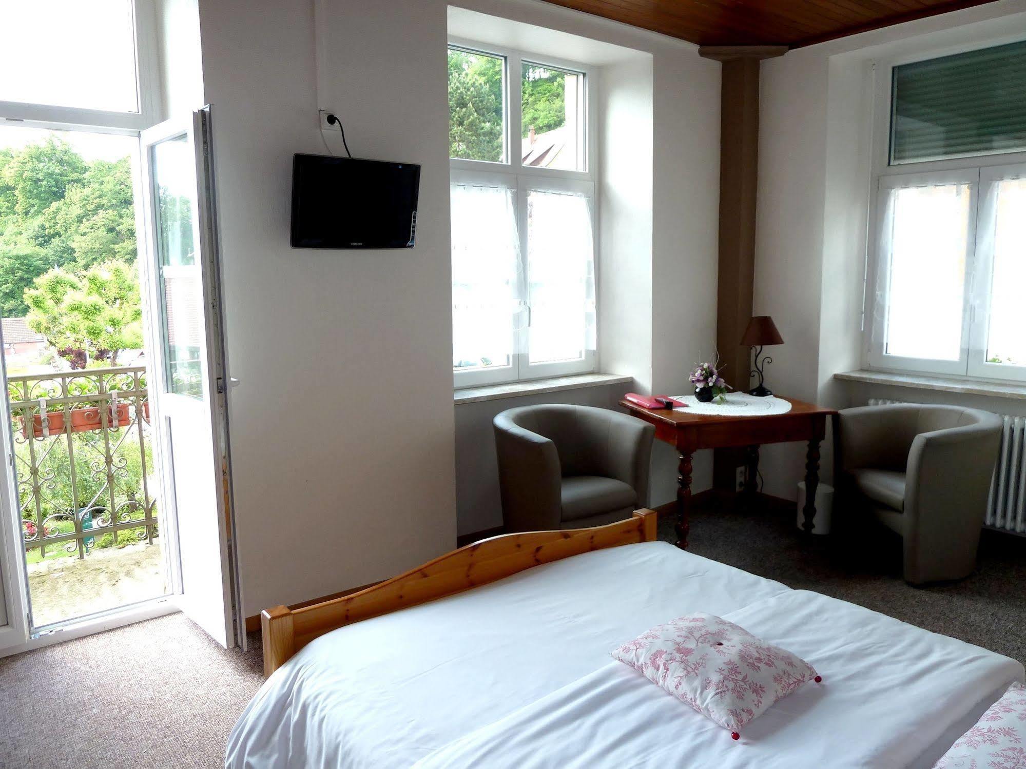 Hotel Restaurant Collin Ferrette Eksteriør billede